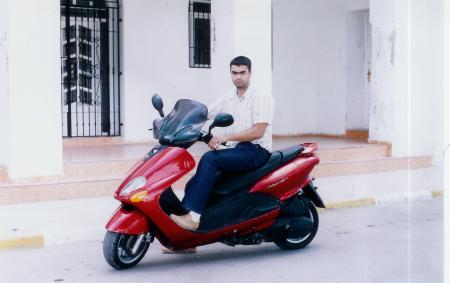 R9ayad & Sccoter
